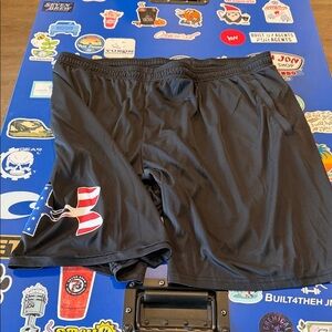 Men’s XXL Under Armour Black Athletic Shorts with Flag Design